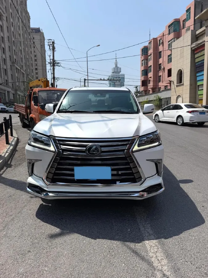 2016 Lexus LX 5.7L 367HP V8 8AT,autocango,china used car exporter,china ev exporter,chinese used car exporter,chinese used ev exporter