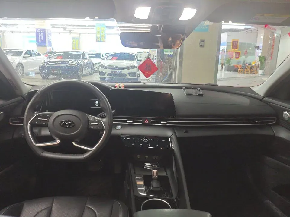 2021 Hyundai Elantra 1.5L 115HP L4 CVT,autocango,china used car exporter,china ev exporter,chinese used car exporter,chinese used ev exporter