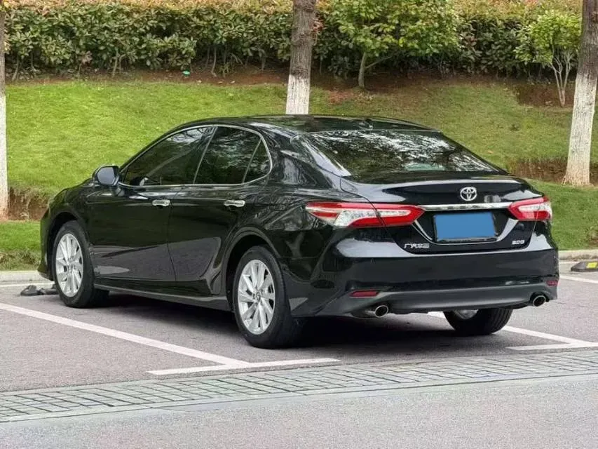 2022 Toyota Camry 2.0L 178HP L4 CVT,autocango,china used car exporter,china ev exporter,chinese used car exporter,chinese used ev exporter