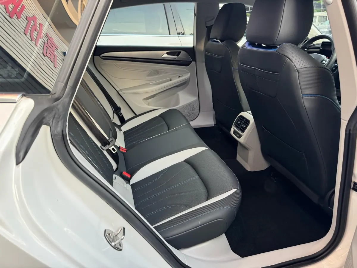 2022 Exceed TXL 2.0T 261HP L4 7DCT,autocango,china used car exporter,china ev exporter,chinese used car exporter,chinese used ev exporter