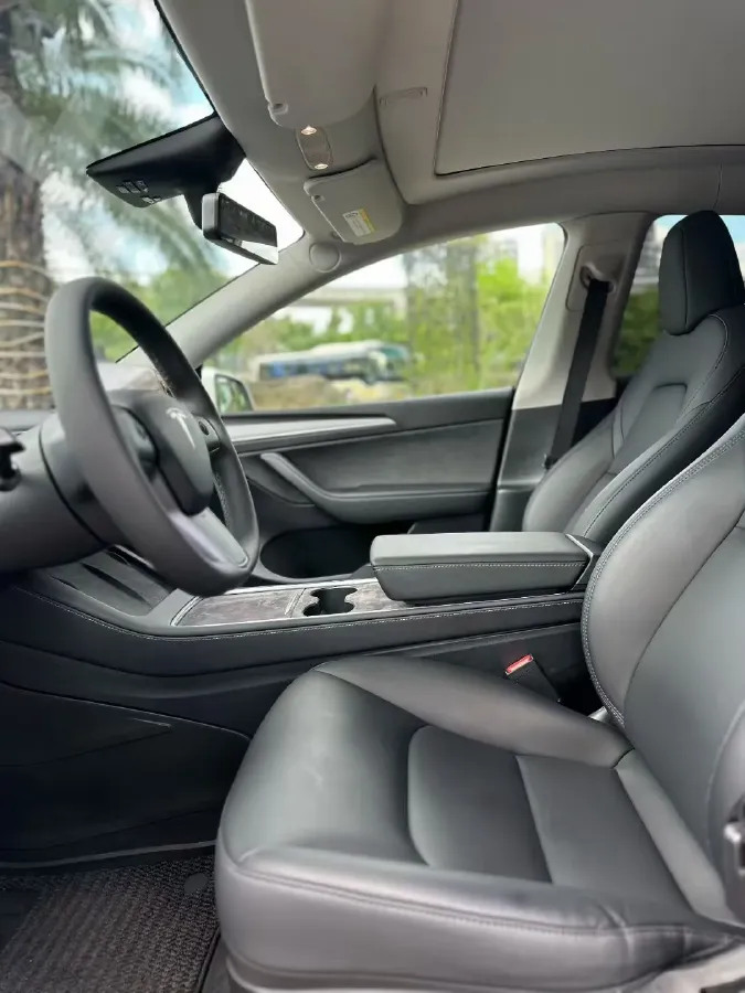 2022 Tesla Model Y BEV 60KWH,autocango,china used car exporter,china ev exporter,chinese used car exporter,chinese used ev exporter