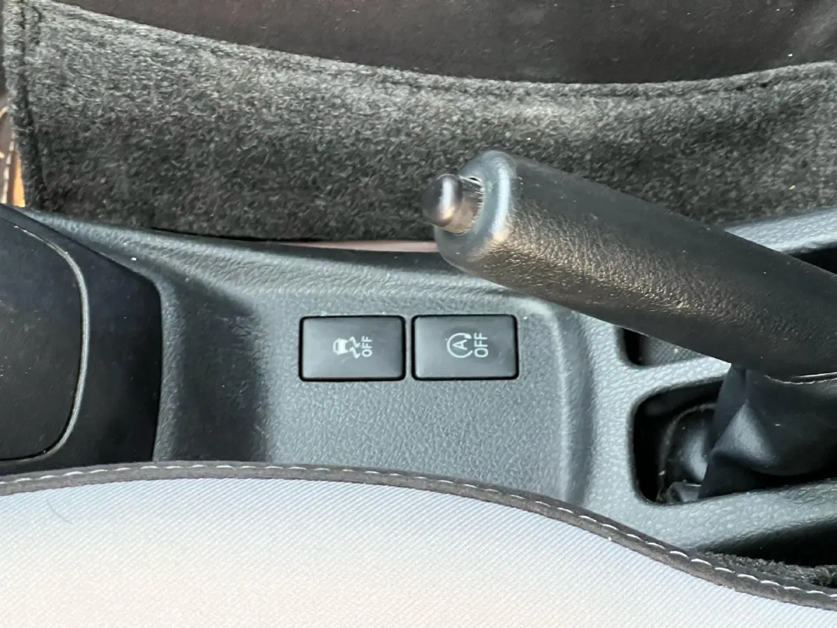 2021 Toyota Yaris L 1.5L 112HP L4 CVT,autocango,china used car exporter,china ev exporter,chinese used car exporter,chinese used ev exporter