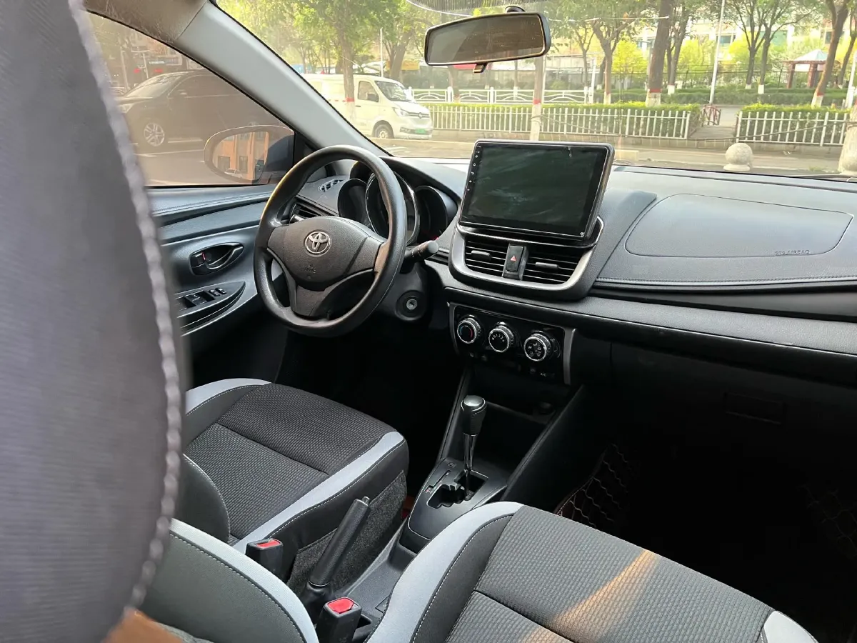 2021 Toyota Yaris L 1.5L 112HP L4 CVT,autocango,china used car exporter,china ev exporter,chinese used car exporter,chinese used ev exporter