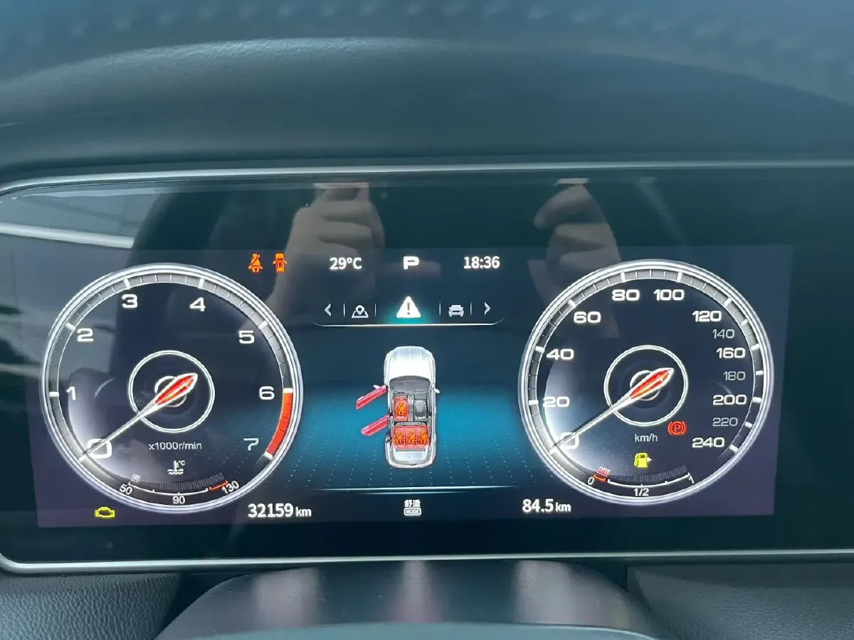 2022 HongQi HS5 2.0T 224HP L4 6AT,autocango,china used car exporter,china ev exporter,chinese used car exporter,chinese used ev exporter