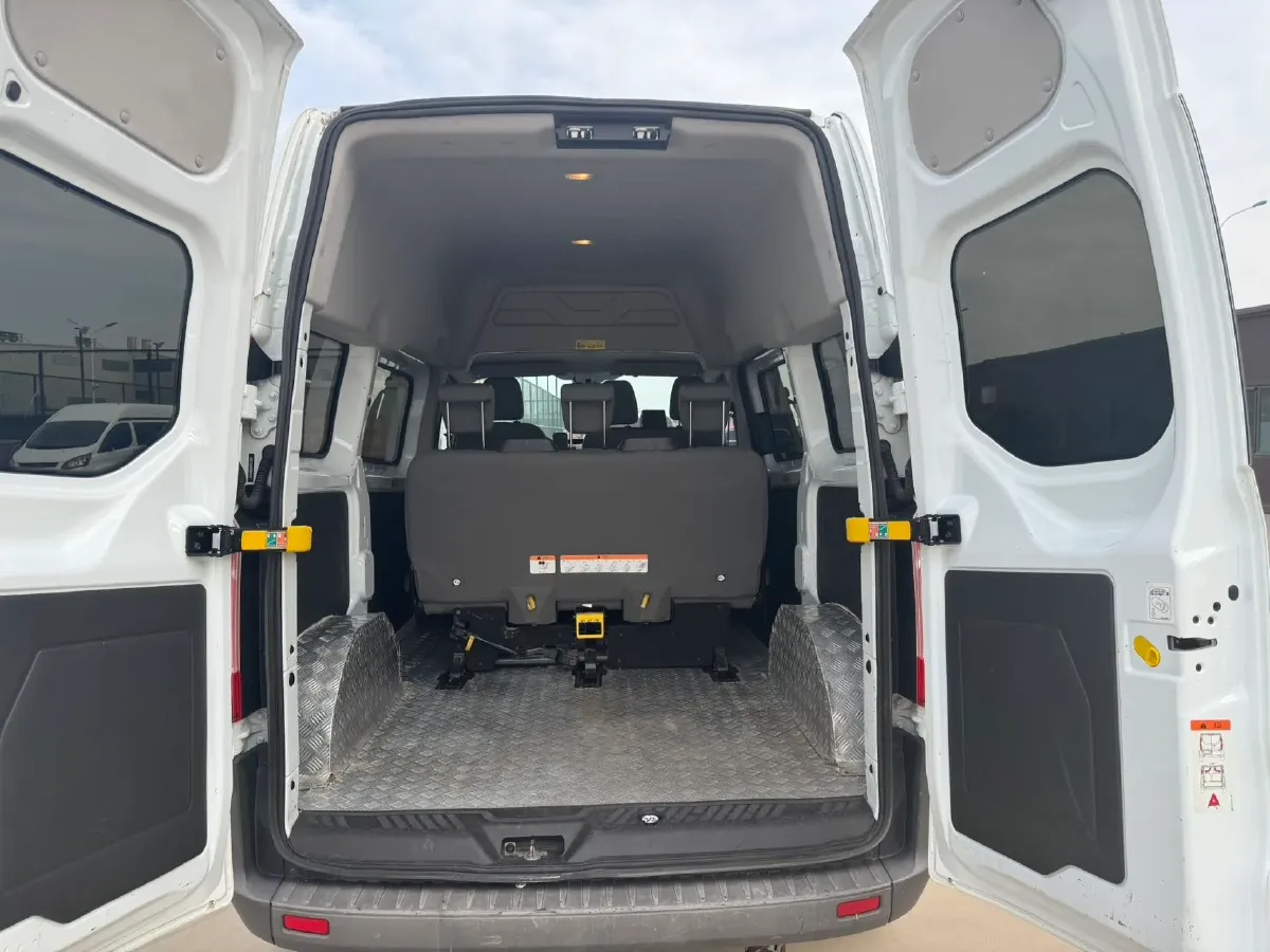 2023 JMC FuShun 2.0T 146HP L4 6MT,autocango,china used car exporter,china ev exporter,chinese used car exporter,chinese used ev exporter