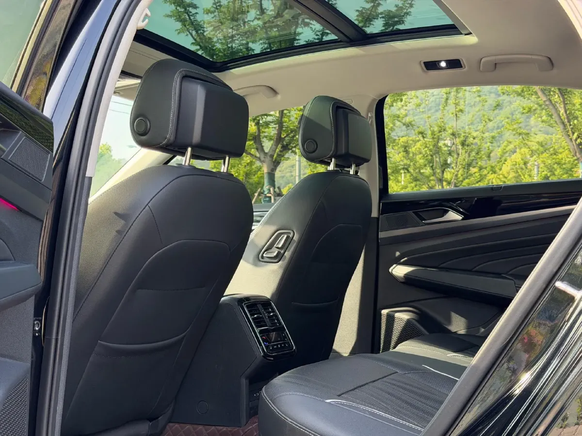 2022 Tesla Model 3 BEV 60KWH,autocango,china used car exporter,china ev exporter,chinese used car exporter,chinese used ev exporter