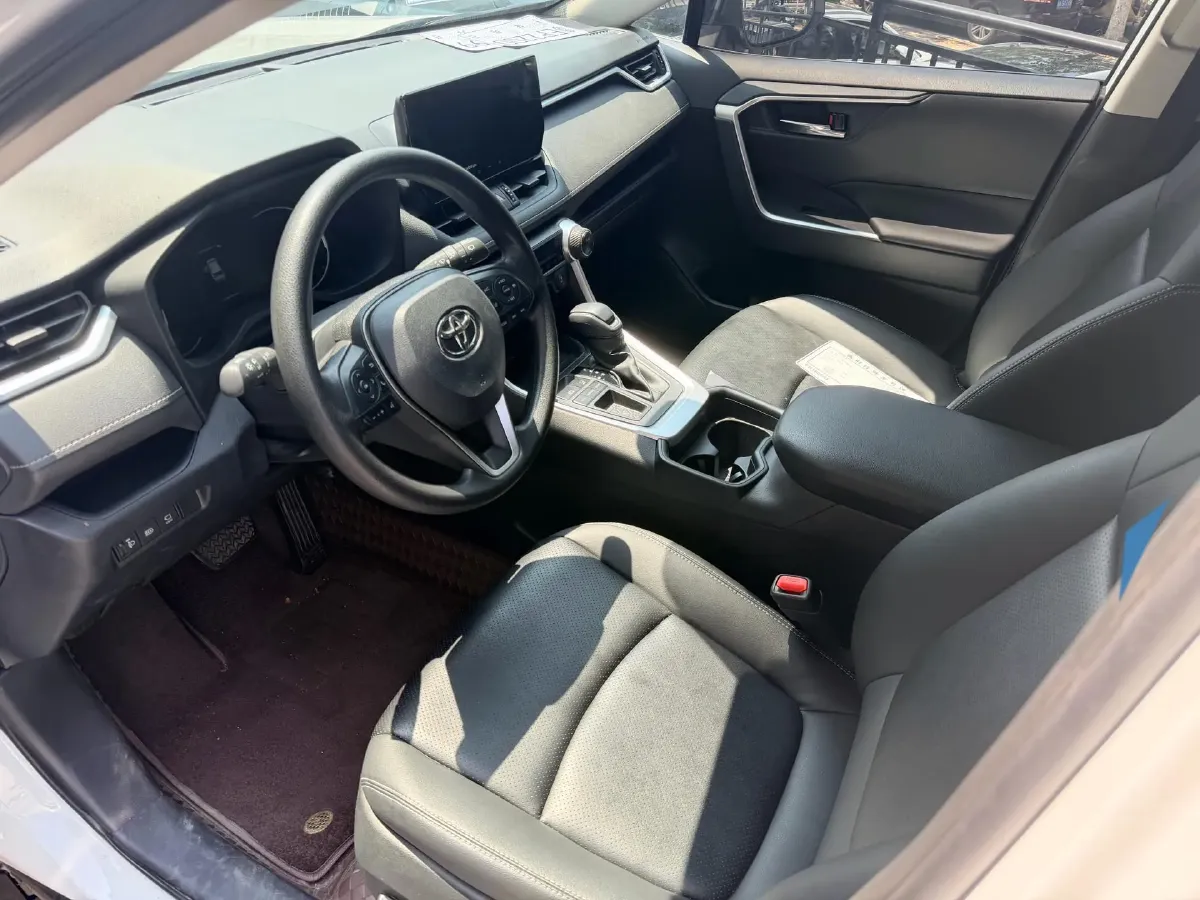2023 Toyota RAV4 2.0L 171HP L4 CVT,autocango,china used car exporter,china ev exporter,chinese used car exporter,chinese used ev exporter