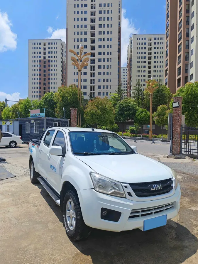 2018 Isuzu LingTuo 2.5T 129HP L4 6MT,autocango,china used car exporter,china ev exporter,chinese used car exporter,chinese used ev exporter