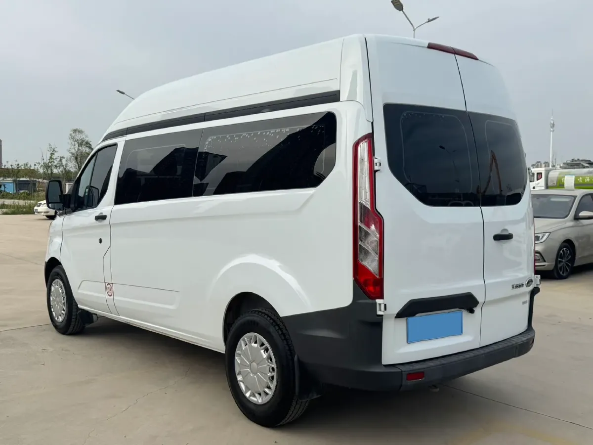 2017 Ford Transit 2.0T 202HP L4 5MT,autocango,china used car exporter,china ev exporter,chinese used car exporter,chinese used ev exporter