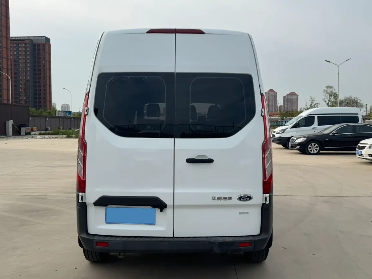 2017 Ford Transit 2.0T 202HP L4 5MT,autocango,china used car exporter,china ev exporter,chinese used car exporter,chinese used ev exporter