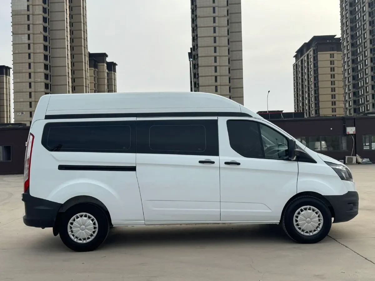 2017 Ford Transit 2.0T 202HP L4 5MT,autocango,china used car exporter,china ev exporter,chinese used car exporter,chinese used ev exporter