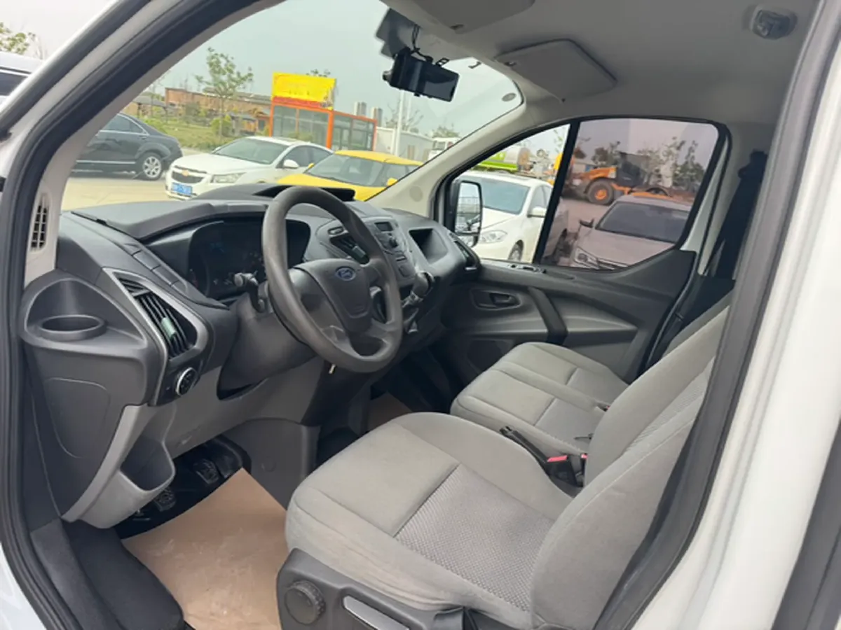 2017 Ford Transit 2.0T 202HP L4 5MT,autocango,china used car exporter,china ev exporter,chinese used car exporter,chinese used ev exporter