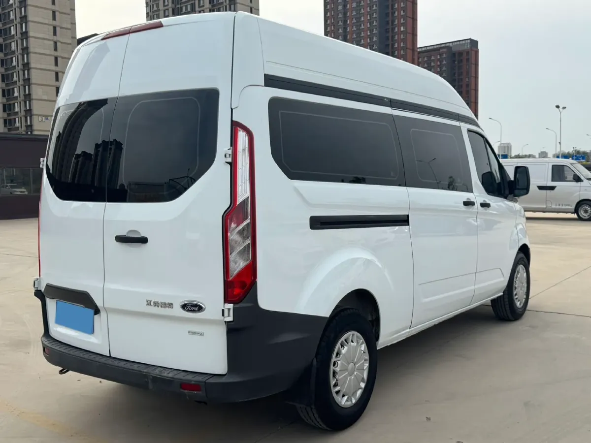2017 Ford Transit 2.0T 202HP L4 5MT,autocango,china used car exporter,china ev exporter,chinese used car exporter,chinese used ev exporter