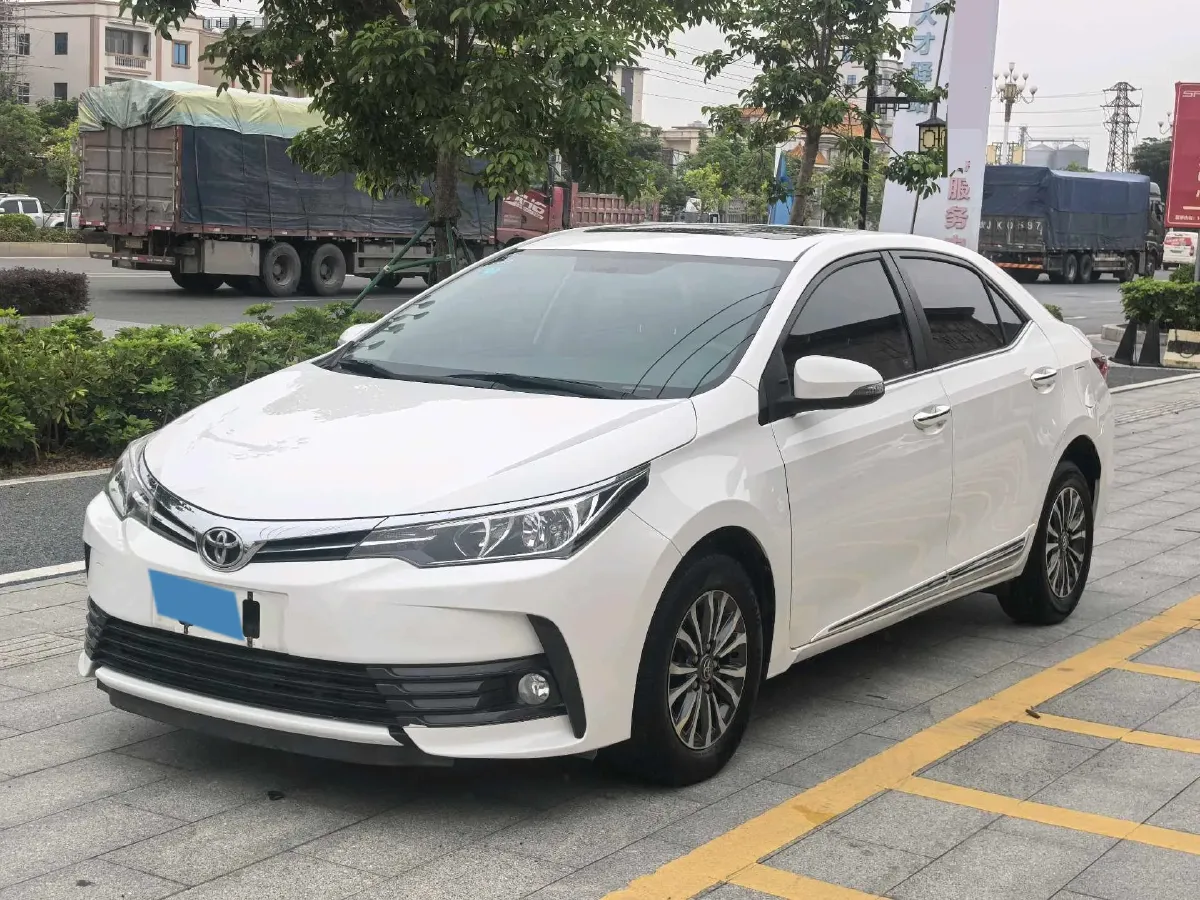 2017 Toyota Corolla 1.2T 116HP L4 CVT,autocango,china used car exporter,china ev exporter,chinese used car exporter,chinese used ev exporter