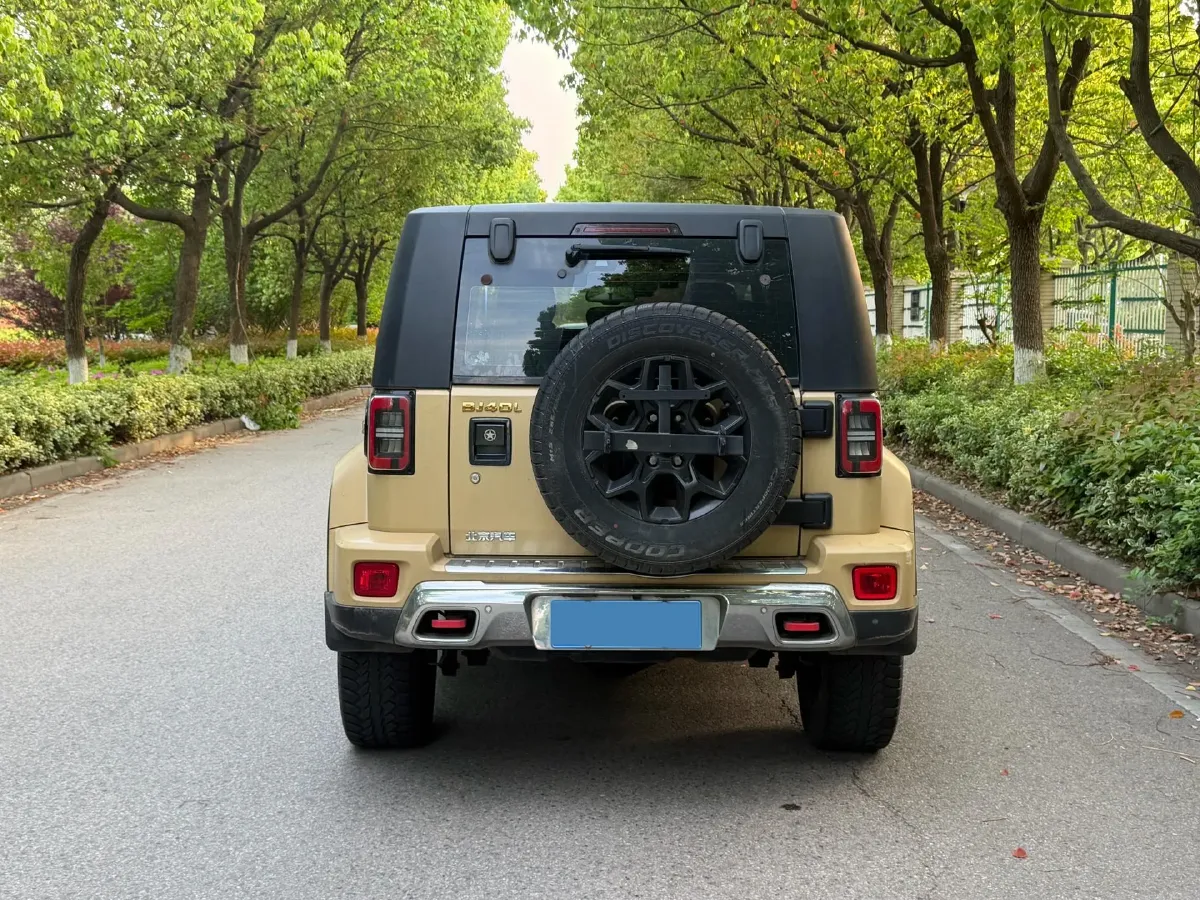 2019 Beijing BJ40 2.3T 231HP L4 6AT,autocango,china used car exporter,china ev exporter,chinese used car exporter,chinese used ev exporter