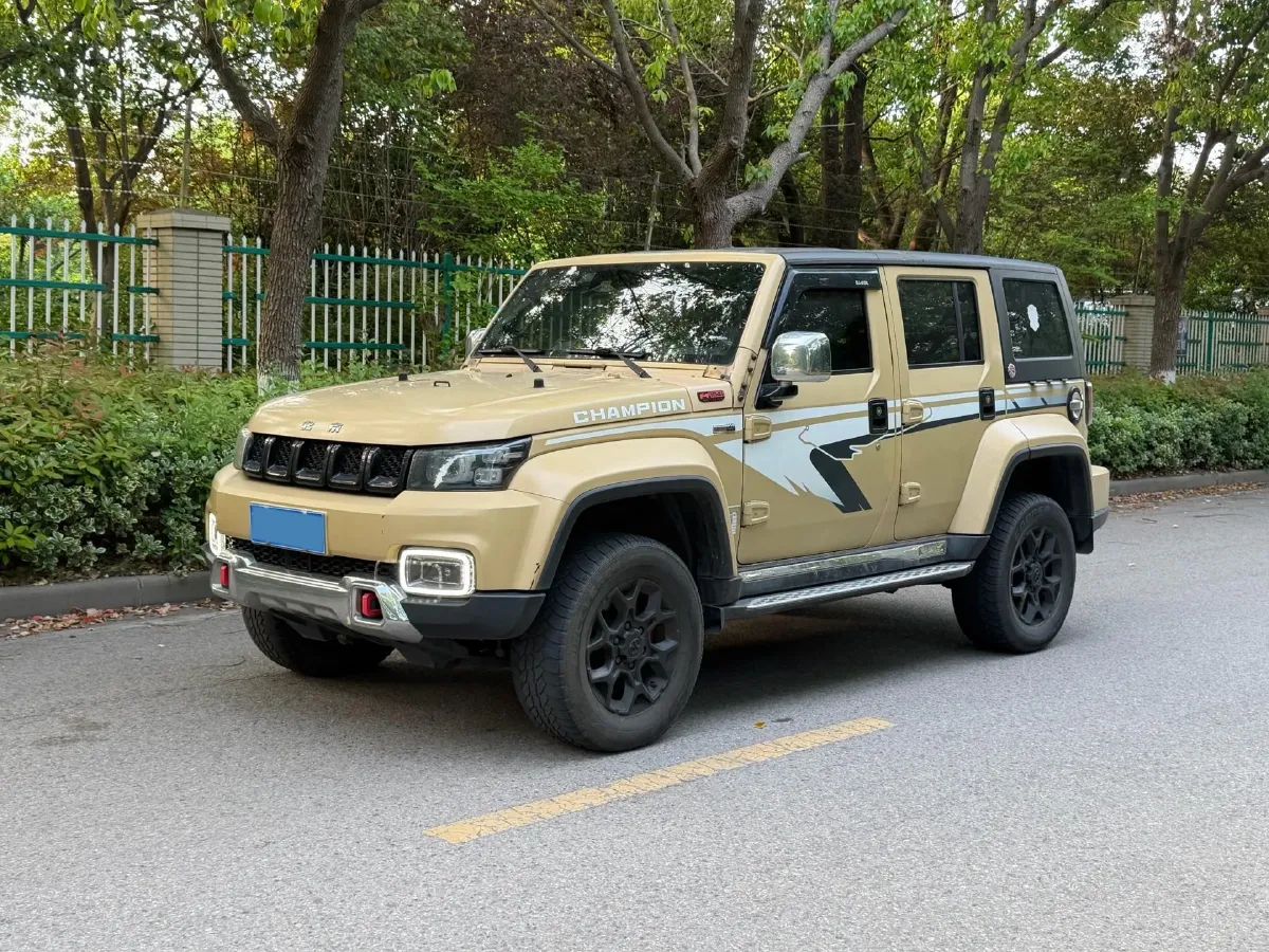 2019 Beijing BJ40 2.3T 231HP L4 6AT,autocango,china used car exporter,china ev exporter,chinese used car exporter,chinese used ev exporter