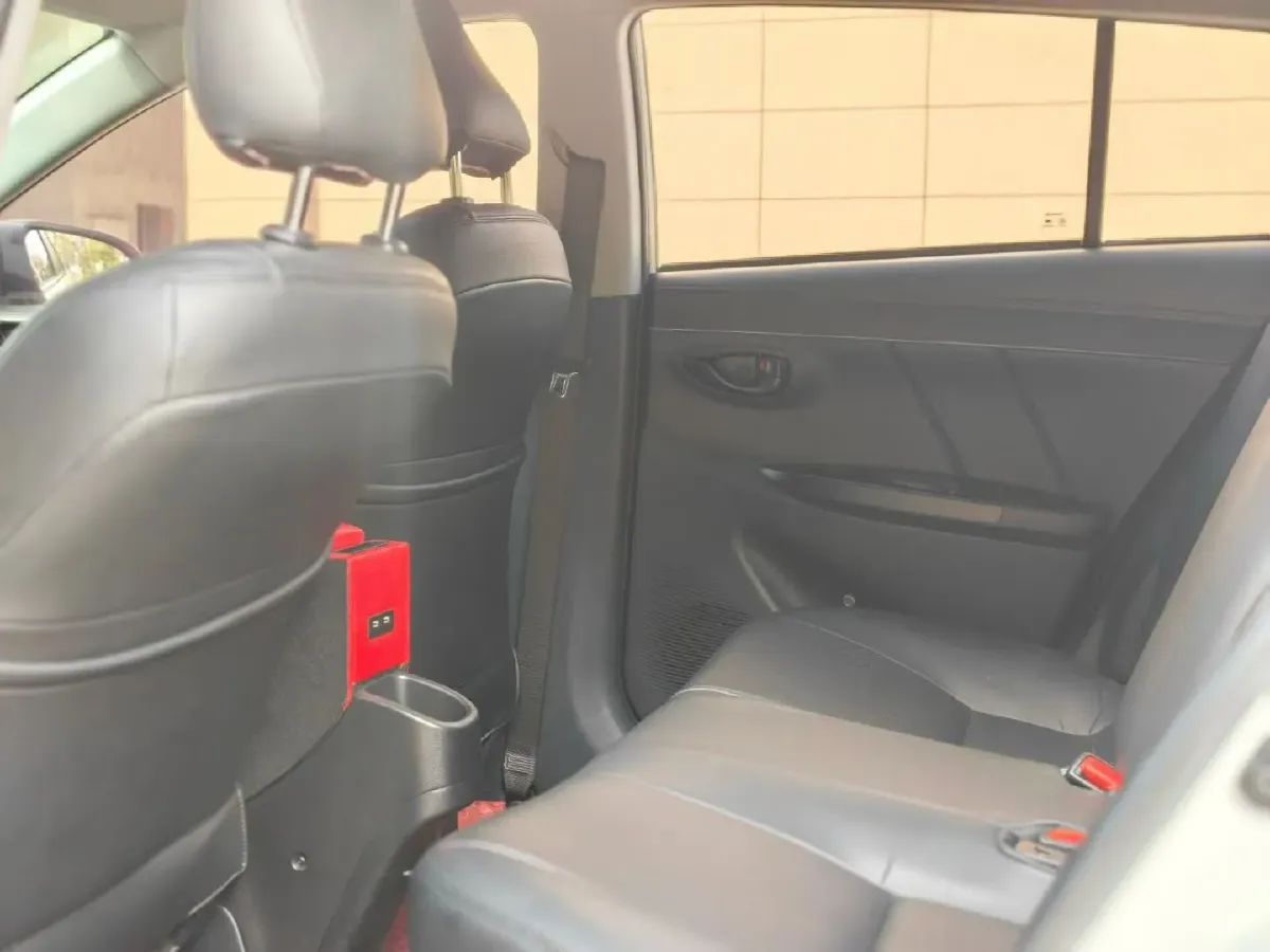 2017 Toyota Yaris L 1.5L 107HP L4 CVT,autocango,china used car exporter,china ev exporter,chinese used car exporter,chinese used ev exporter