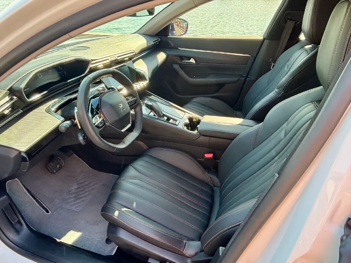 2019 Peugeot 508 1.8T 211HP L4 8AT,autocango,china used car exporter,china ev exporter,chinese used car exporter,chinese used ev exporter