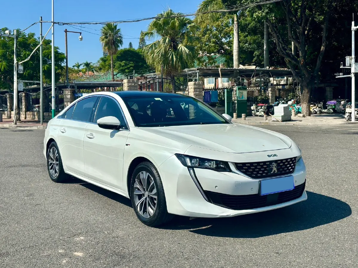 2019 Peugeot 508 1.8T 211HP L4 8AT,autocango,china used car exporter,china ev exporter,chinese used car exporter,chinese used ev exporter