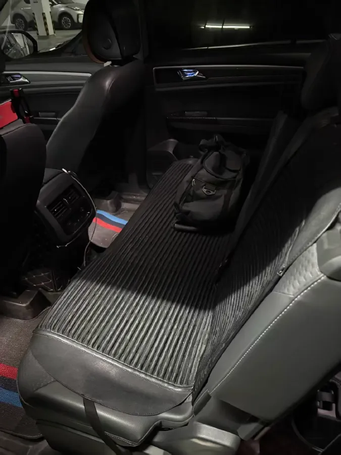 2017 Volkswagen Teramont 2.0T 220HP L4 7DCT,autocango,china used car exporter,china ev exporter,chinese used car exporter,chinese used ev exporter