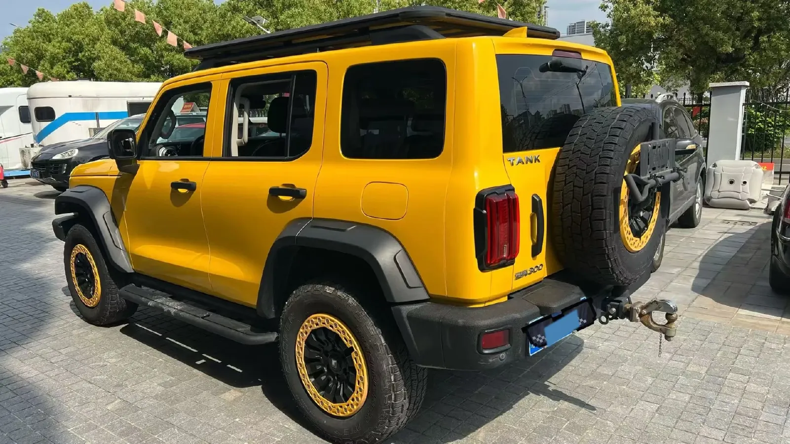 2022 Tank 300 2.0T 227HP L4 8AT,autocango,china used car exporter,china ev exporter,chinese used car exporter,chinese used ev exporter