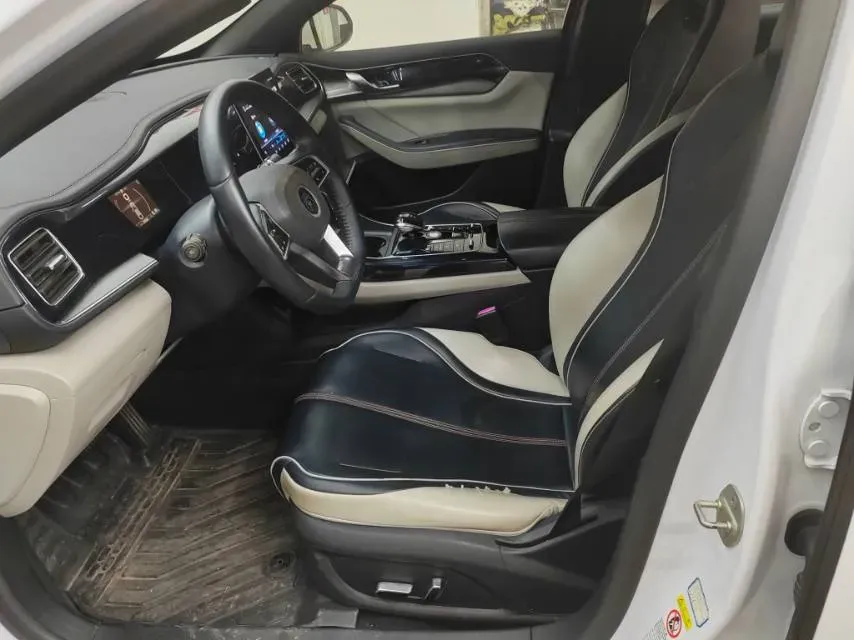 2021 Haval F7 1.5T 169HP L4 7DCT,autocango,china used car exporter,china ev exporter,chinese used car exporter,chinese used ev exporter