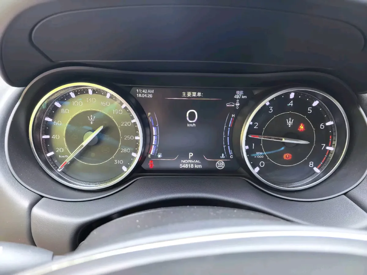 2022 Maserati Levante 2.0T 330HP L4 8AT,autocango,china used car exporter,china ev exporter,chinese used car exporter,chinese used ev exporter