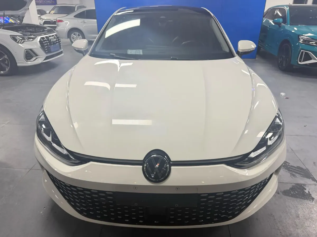 2023 Volkswagen Lamando 1.4T 150HP L4 7DCT,autocango,china used car exporter,china ev exporter,chinese used car exporter,chinese used ev exporter