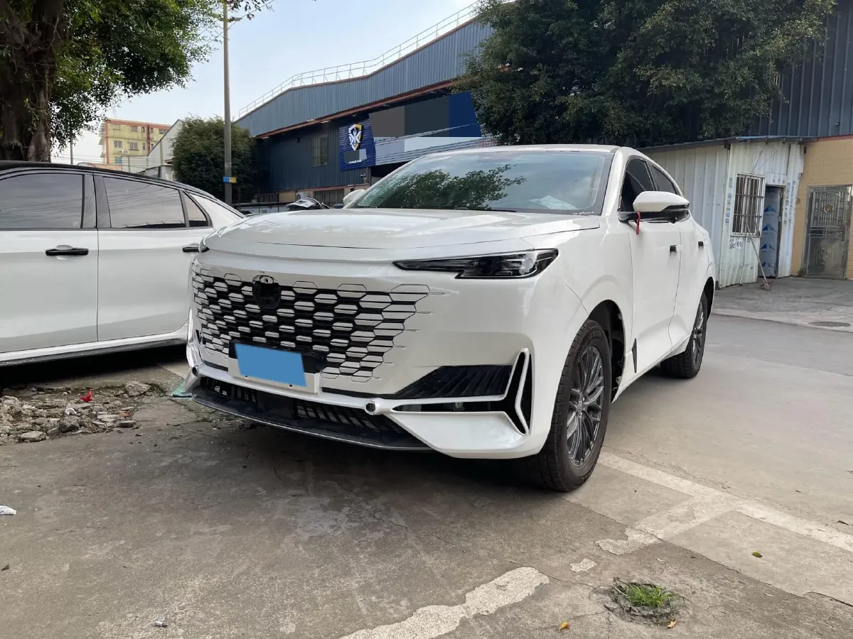 2023 ChangAn UNI-K 2.0T 233HP L4 8AT,autocango,china used car exporter,china ev exporter,chinese used car exporter,chinese used ev exporter