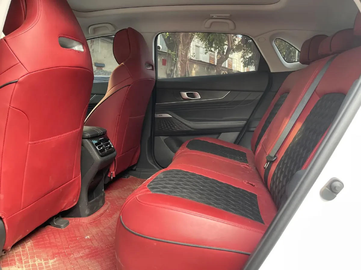 2023 ChangAn UNI-K 2.0T 233HP L4 8AT,autocango,china used car exporter,china ev exporter,chinese used car exporter,chinese used ev exporter