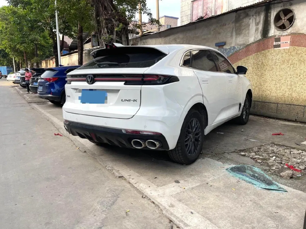 2023 ChangAn UNI-K 2.0T 233HP L4 8AT,autocango,china used car exporter,china ev exporter,chinese used car exporter,chinese used ev exporter