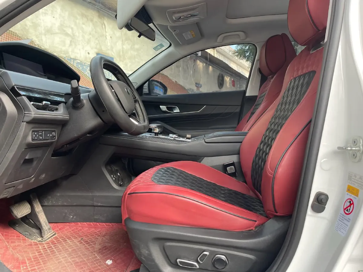 2023 ChangAn UNI-K 2.0T 233HP L4 8AT,autocango,china used car exporter,china ev exporter,chinese used car exporter,chinese used ev exporter