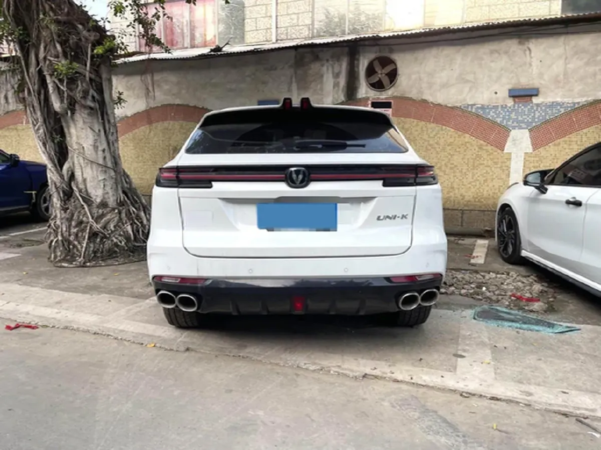 2023 ChangAn UNI-K 2.0T 233HP L4 8AT,autocango,china used car exporter,china ev exporter,chinese used car exporter,chinese used ev exporter