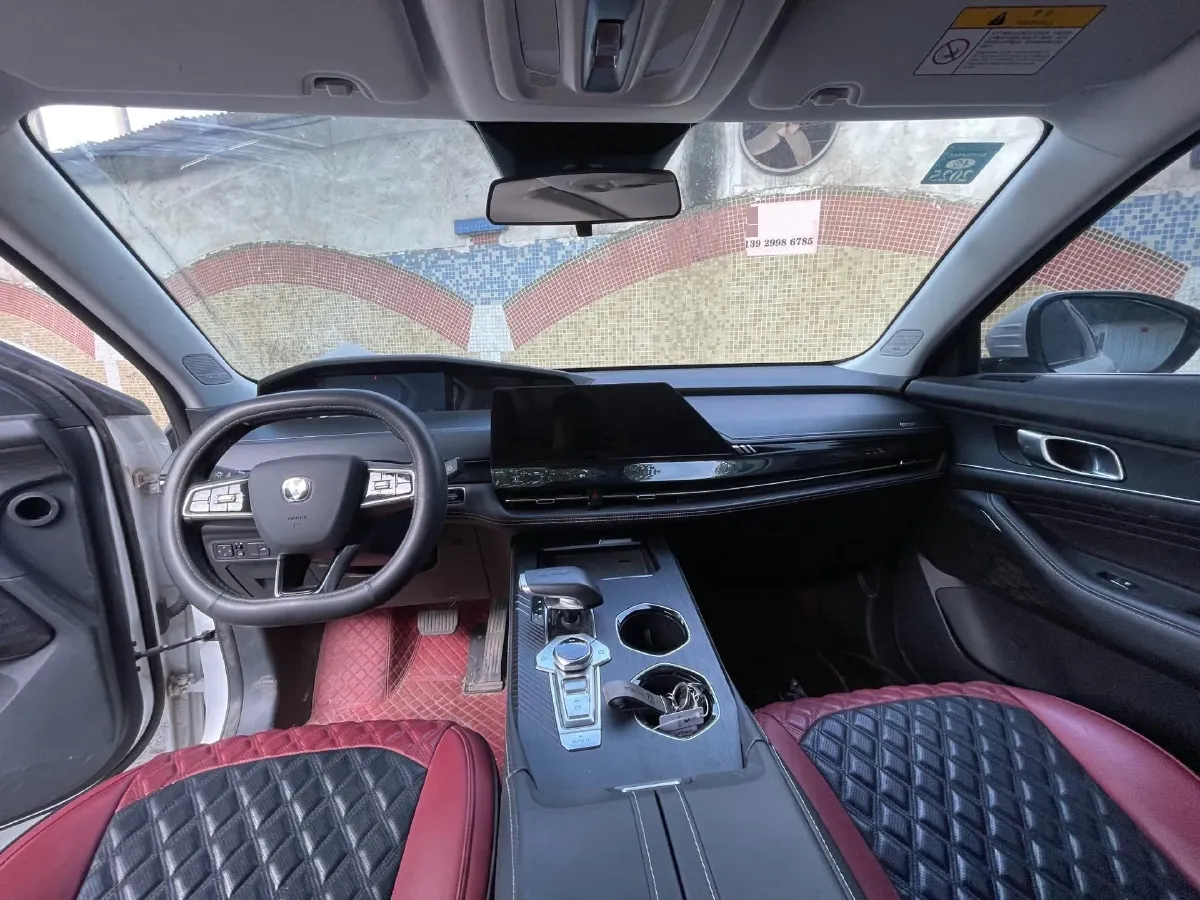 2023 ChangAn UNI-K 2.0T 233HP L4 8AT,autocango,china used car exporter,china ev exporter,chinese used car exporter,chinese used ev exporter