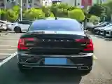 2020 Volvo S90 2.0T 254HP L4 8AT