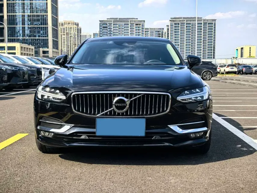2020 Volvo S90 2.0T 254HP L4 8AT,autocango,china used car exporter,china ev exporter,chinese used car exporter,chinese used ev exporter