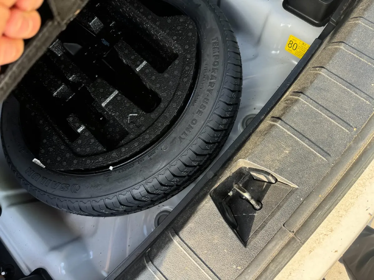 2020 Geely Coolray 1.4T 141HP L4 6MT,autocango,china used car exporter,china ev exporter,chinese used car exporter,chinese used ev exporter