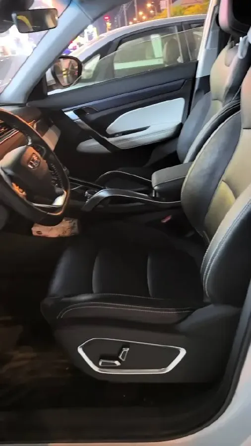 2022 Geely Azkarra 1.8T 184HP L4 7DCT,autocango,china used car exporter,china ev exporter,chinese used car exporter,chinese used ev exporter