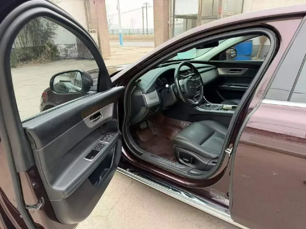 2018 Mercedes-Benz E Class 2.0T 184HP L4 9AT,autocango,china used car exporter,china ev exporter,chinese used car exporter,chinese used ev exporter