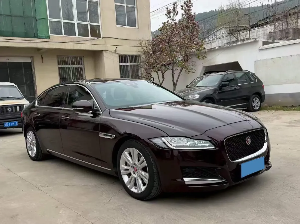 2018 Mercedes-Benz E Class 2.0T 184HP L4 9AT,autocango,china used car exporter,china ev exporter,chinese used car exporter,chinese used ev exporter