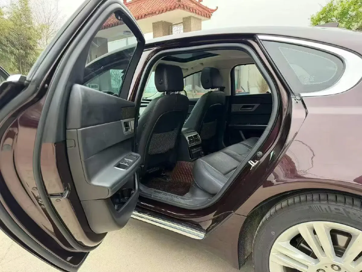 2018 Mercedes-Benz E Class 2.0T 184HP L4 9AT,autocango,china used car exporter,china ev exporter,chinese used car exporter,chinese used ev exporter