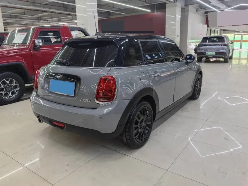2021 MINI MINI 1.5T 136HP L3 7DCT,autocango,china used car exporter,china ev exporter,chinese used car exporter,chinese used ev exporter
