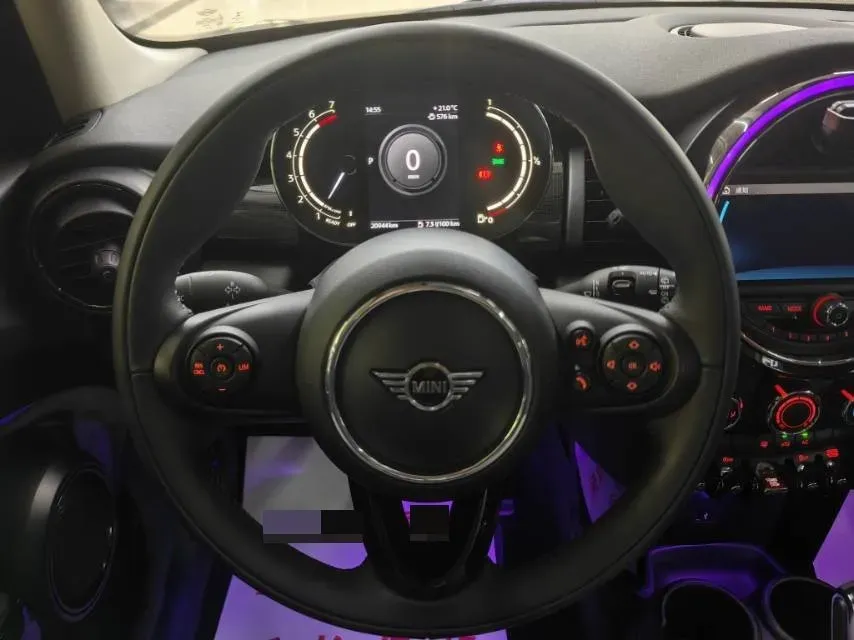 2021 MINI MINI 1.5T 136HP L3 7DCT,autocango,china used car exporter,china ev exporter,chinese used car exporter,chinese used ev exporter