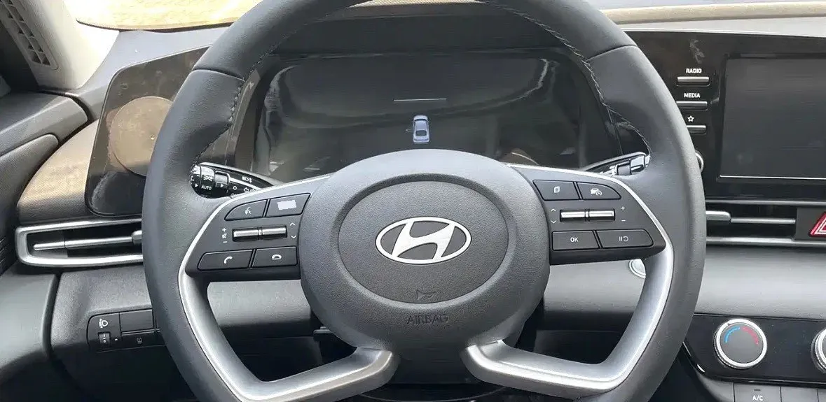 2023 Hyundai Elantra 1.5L 115HP L4 CVT,autocango,china used car exporter,china ev exporter,chinese used car exporter,chinese used ev exporter