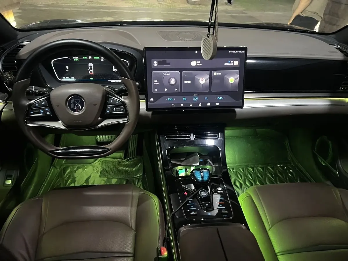 2021 BYD Han BEV 64.8KWH,autocango,china used car exporter,china ev exporter,chinese used car exporter,chinese used ev exporter