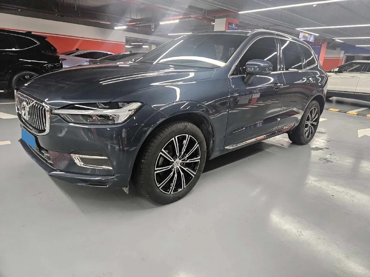2021 Volvo XC60 2.0T 250HP L4 8AT,autocango,china used car exporter,china ev exporter,chinese used car exporter,chinese used ev exporter