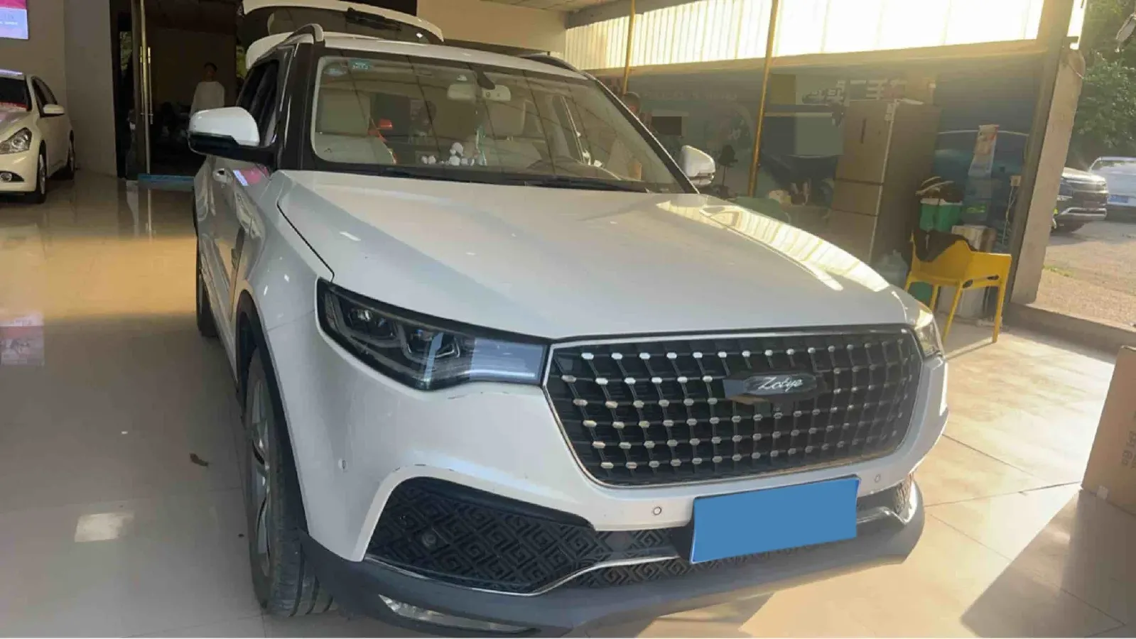 2017 Zotye T700 1.8T 177HP L4 6DCT,autocango,china used car exporter,china ev exporter,chinese used car exporter,chinese used ev exporter