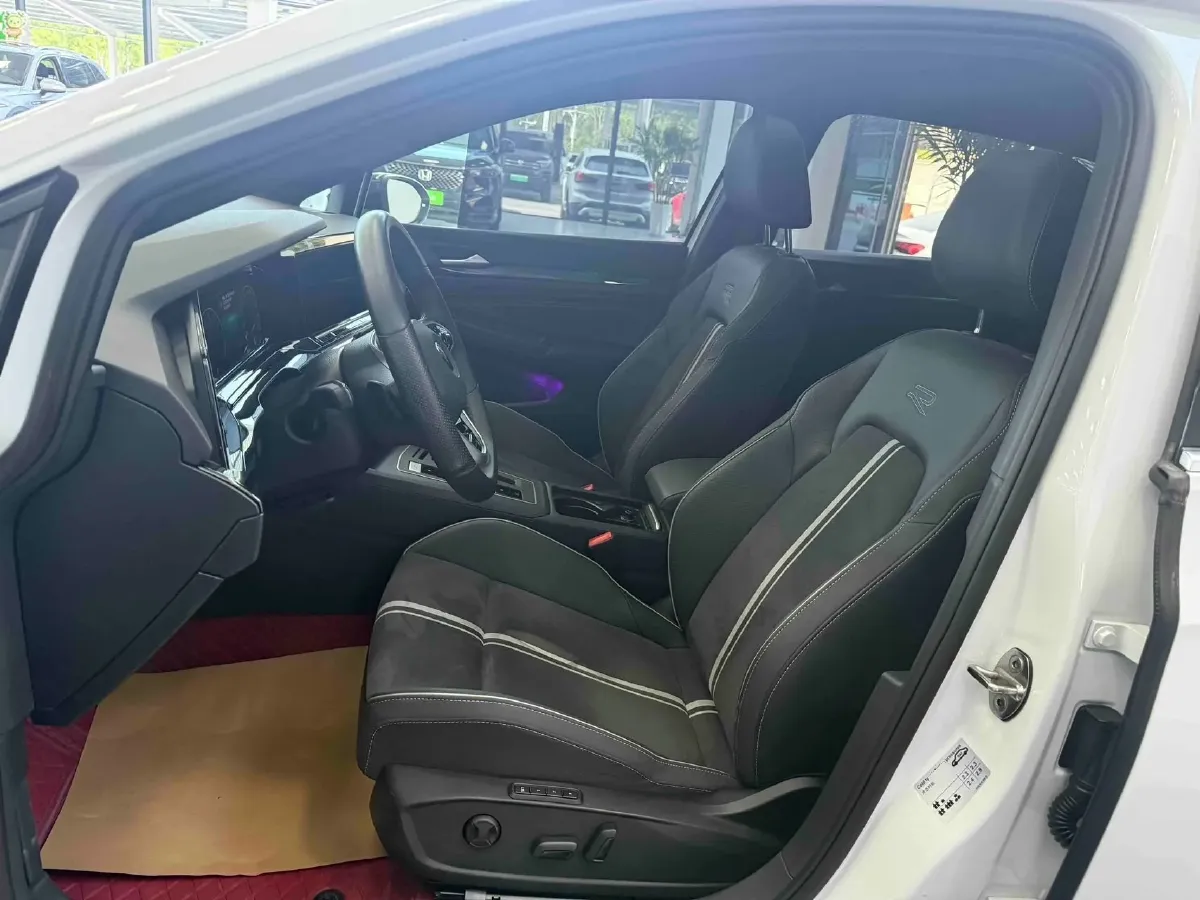 2023 Volkswagen Golf 1.4T 150HP L4 7DCT,autocango,china used car exporter,china ev exporter,chinese used car exporter,chinese used ev exporter