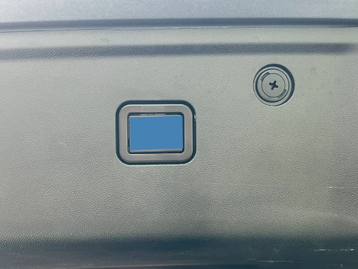 2021 ChangAn UNI-K 2.0T 233HP L4 8AT,autocango,china used car exporter,china ev exporter,chinese used car exporter,chinese used ev exporter