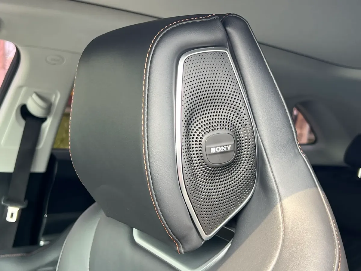 2021 ChangAn UNI-K 2.0T 233HP L4 8AT,autocango,china used car exporter,china ev exporter,chinese used car exporter,chinese used ev exporter